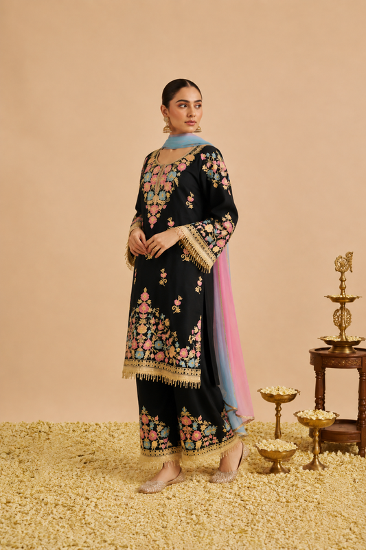 Gulnaar – Cotton Kashmiri Embroidered 3-Piece Suit Set