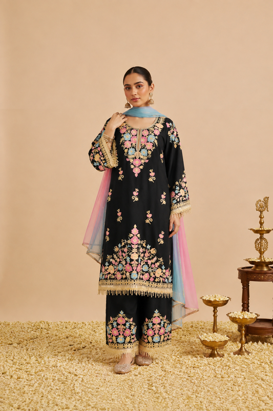 Gulnaar – Cotton Kashmiri Embroidered 3-Piece Suit Set